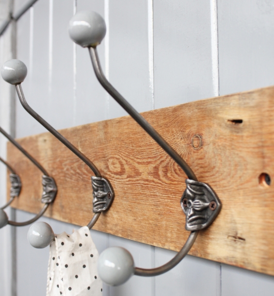 Rosette Hat And Coat Hook