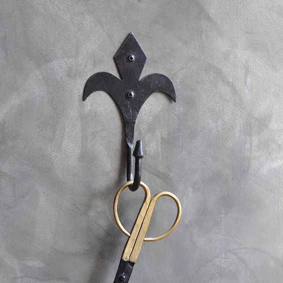 Fleur De Lis Hook